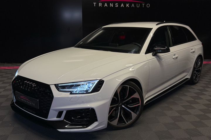 AUDI RS4 AVANT