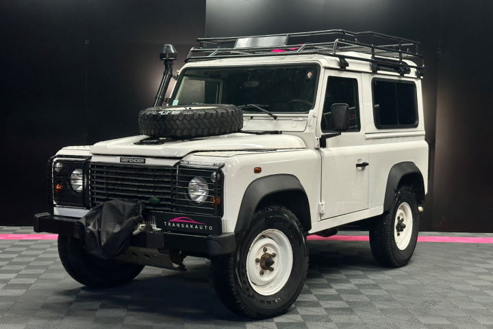 LAND ROVER DEFENDER 90