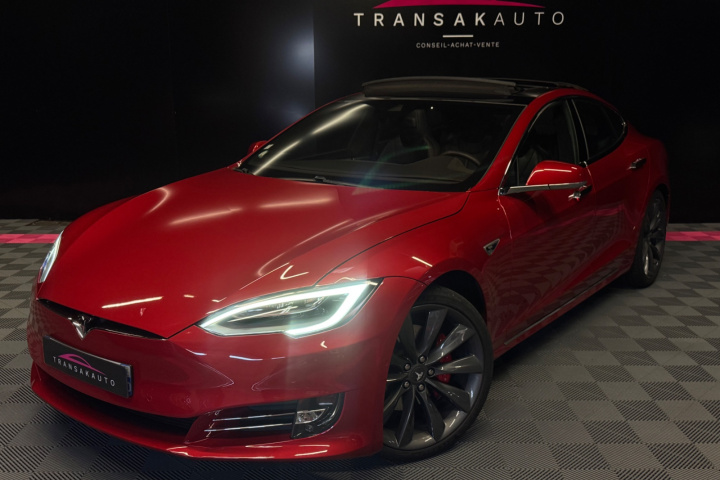 TESLA MODEL S